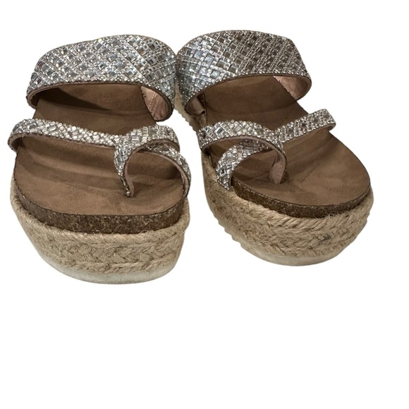 Women’s Steve Madden Case Platform Espradille S
Rhinestone Sandals Size 7.5 - Picture 4 of 9